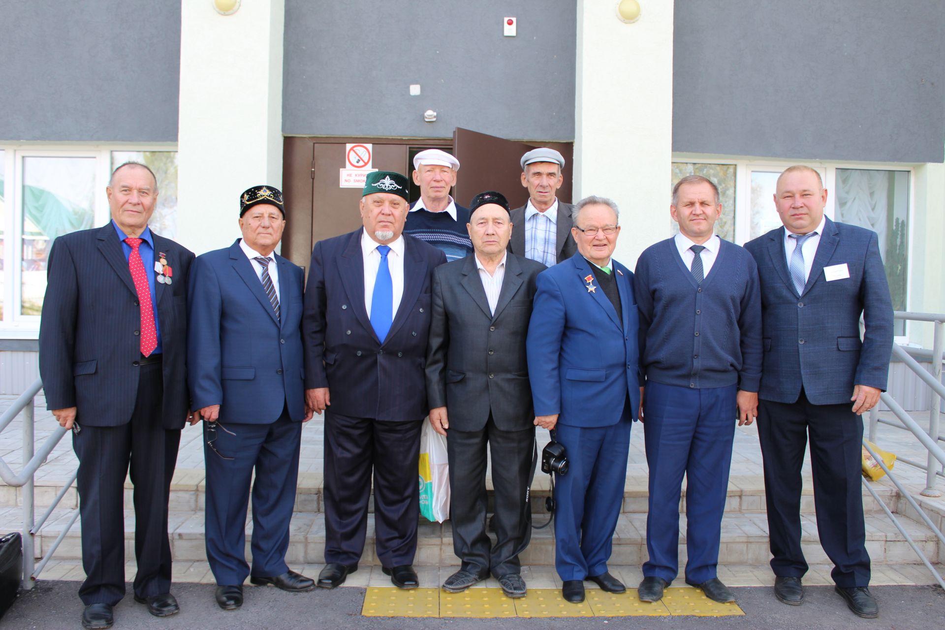 В новый век шагнула сельская школа