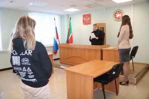 33-летней жительнице Лениногорска заменили условный срок на реальный