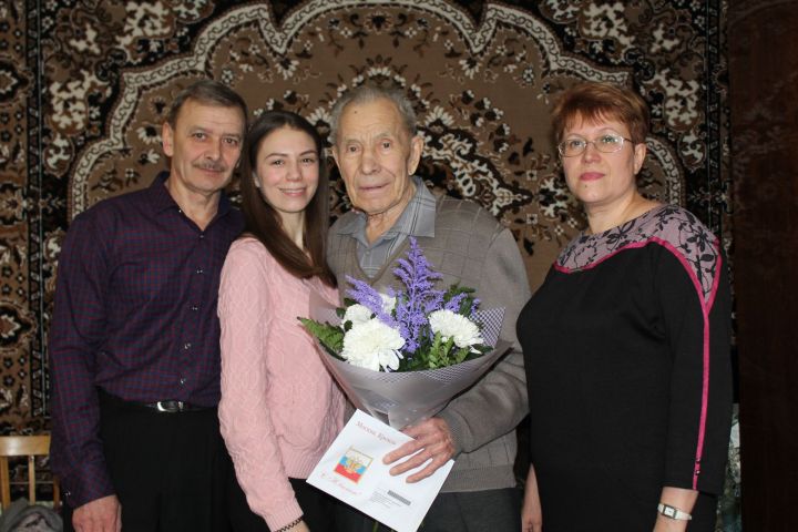 В 90-летие – поздравление от главы государства