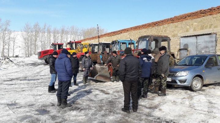 В Лениногорском районе идет подготовка к весенне-полевым работам