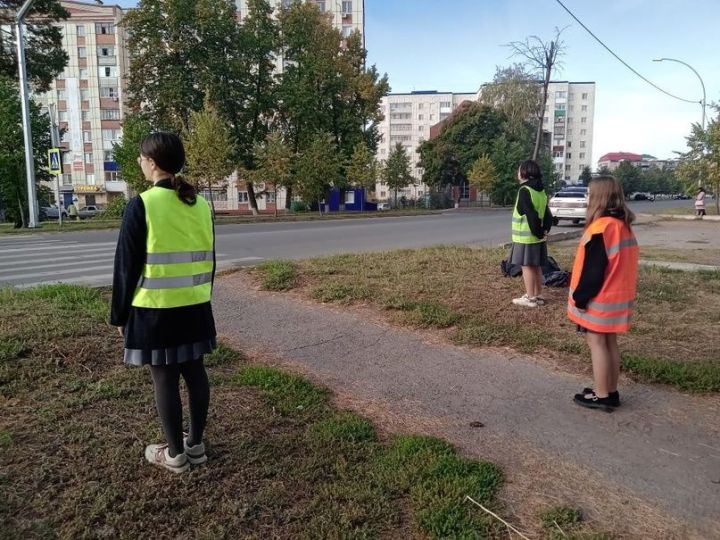 В Лениногорске школьники принимают участие во Всероссийской акции «Внимание – дети!»