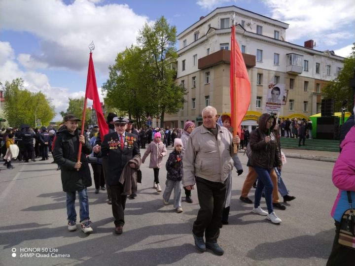 Лениногорцы широко празднуют 9 мая на разных площадках города