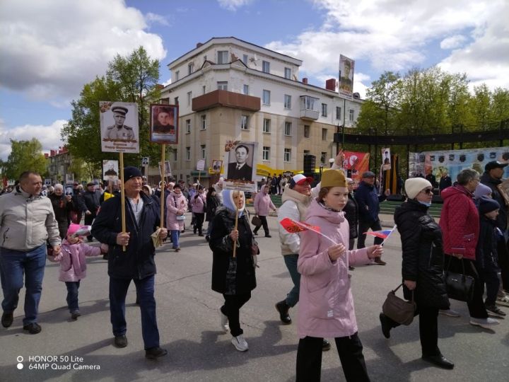 Лениногорцы широко празднуют 9 мая на разных площадках города