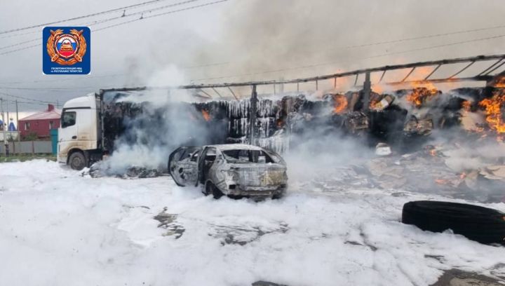 В Альметьевском районе произошло ДТП с возгоранием автомобилей